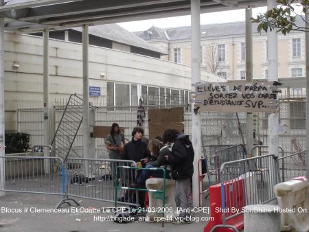 Blocus # Lycée Clemenceau Le (21 03 2006)